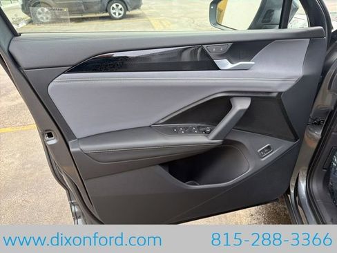 New 2026 Volkswagen Tiguan SE image 22