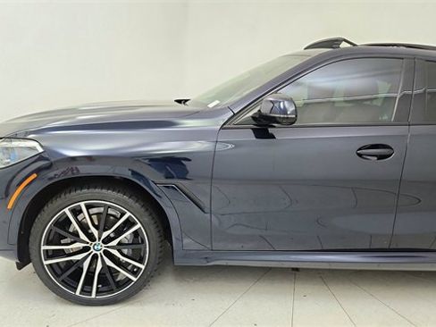 Used 2022 BMW X6 xDrive40i w/ Executive Package image 9