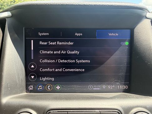 Used 2023 GMC Terrain SLT FWD image 46