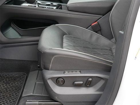 Certified 2025 Volkswagen Atlas SEL Premium R-Line image 14