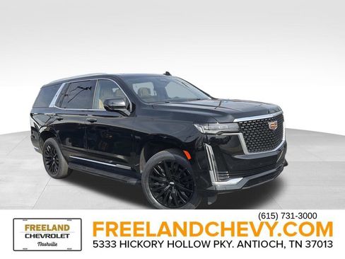 Used 2023 Cadillac Escalade Premium Luxury image 1