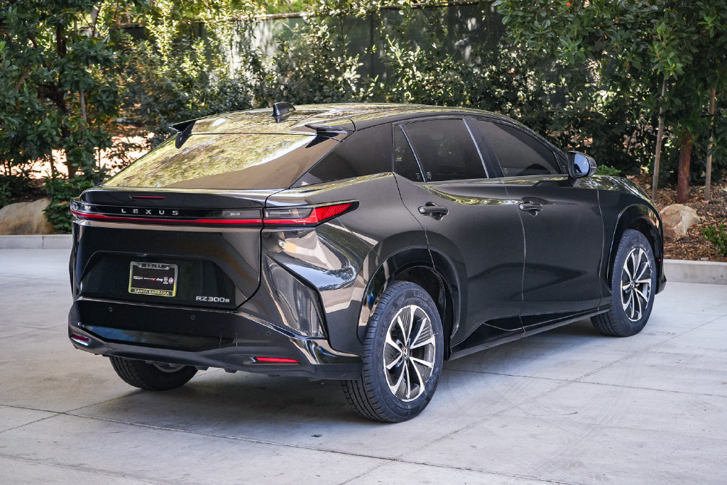 Used 2024 Lexus RZ 300e Premium FWD image 6