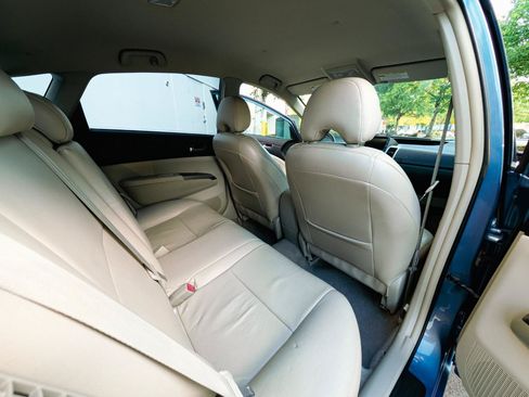 Used 2009 Toyota Prius w/ Pkg 2 FWD image 10