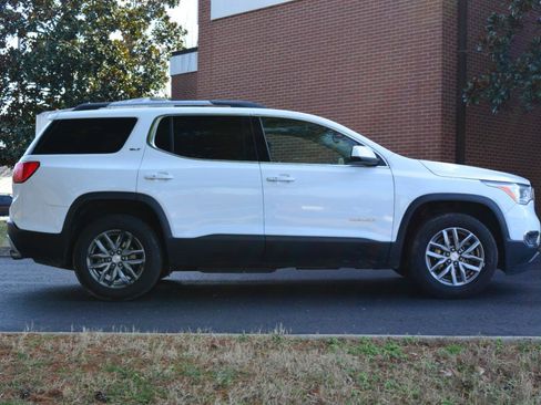 Used 2019 GMC Acadia SLT image 4