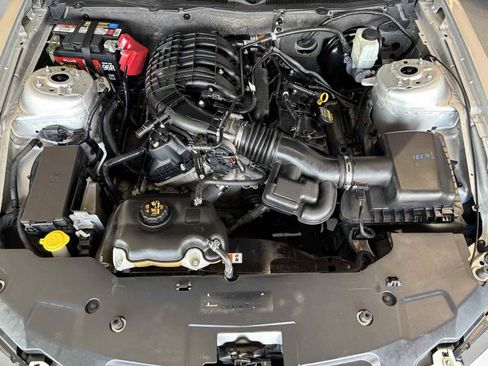 Used 2011 Ford Mustang V6 w/ 101A Rapid Spec Order Code image 25