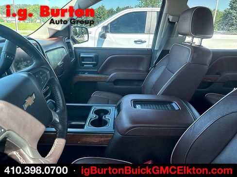 Used 2016 Chevrolet Silverado 1500 High Country w/ High Country Premium Package AWD/4WD image 7