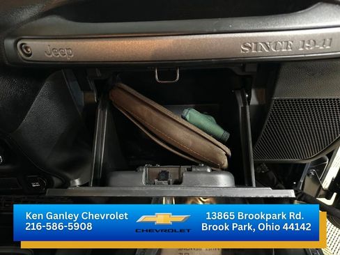 Used 2018 Jeep Wrangler Unlimited Sport S AWD/4WD image 24