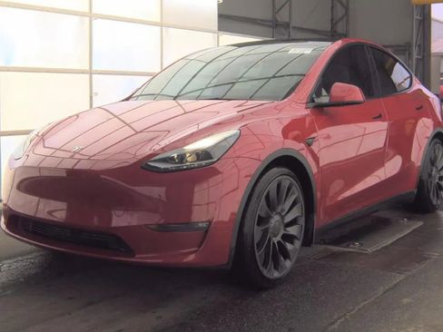 Used 2022 Tesla Model Y Performance AWD/4WD image 1