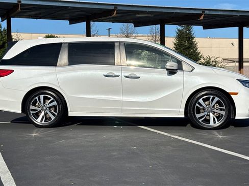 Used 2021 Honda Odyssey Touring image 8