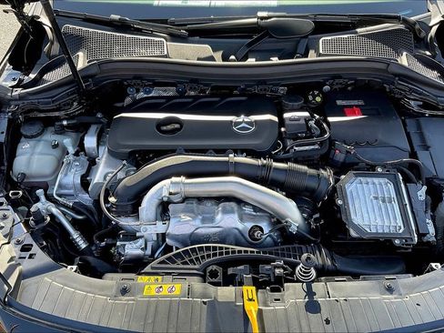 Used 2024 Mercedes-Benz GLA 250 4MATIC image 29