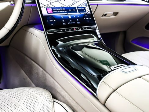 New 2026 Mercedes-Benz S 580e 4MATIC Sedan image 6