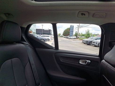 Certified 2026 Volvo XC40 B5 Plus AWD/4WD image 14