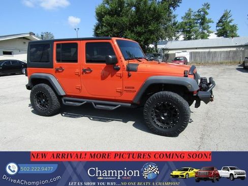 Used 2015 Jeep Wrangler Unlimited Sport w/ Quick Order Package 24S AWD/4WD image 4