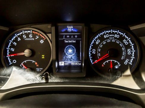 Used 2023 Toyota Tacoma SR AWD/4WD image 15
