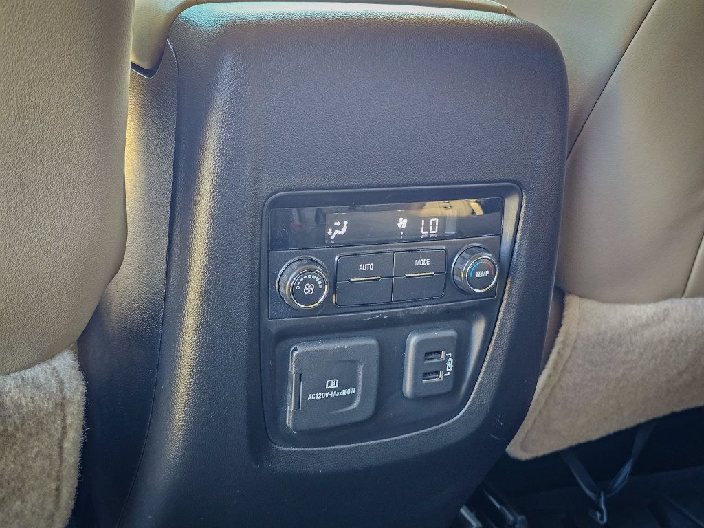 Used 2019 Buick Enclave Essence AWD/4WD image 31