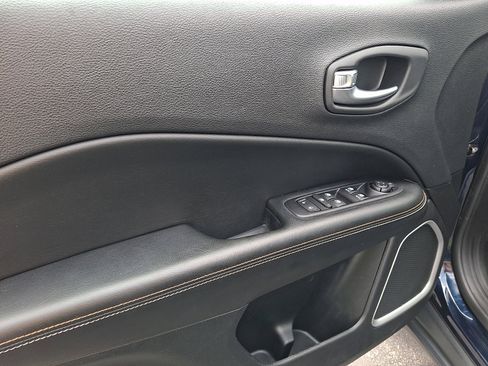 Certified 2019 Jeep Compass Latitude w/ Popular Equipment Group AWD/4WD image 12