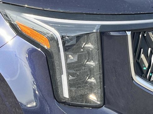 New 2026 Kia Carnival EX FWD image 9