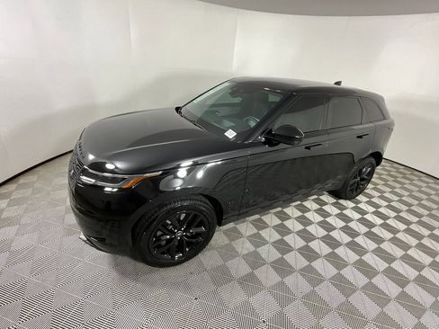 Used 2026 Land Rover Range Rover Velar S image 9
