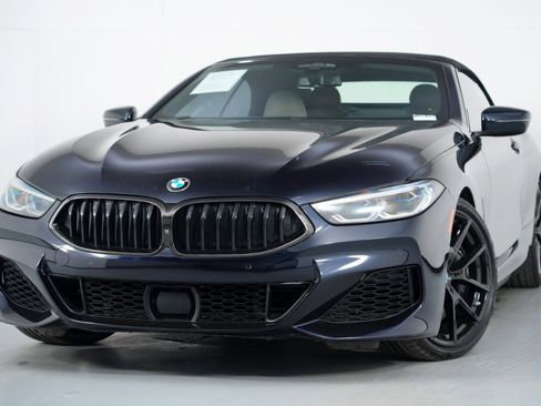 Used 2021 BMW M850i xDrive Convertible image 3