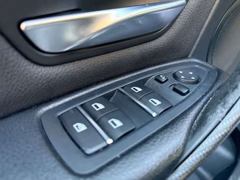 Used 2018 BMW 330i Sedan RWD image 15
