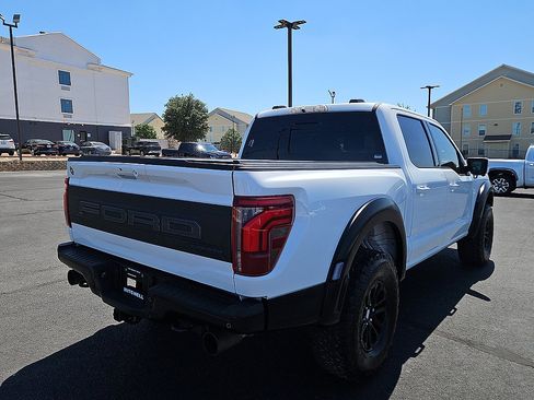 Used 2025 Ford F150 Raptor AWD/4WD image 5