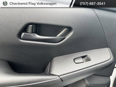 Used 2024 Nissan Sentra SV image 23