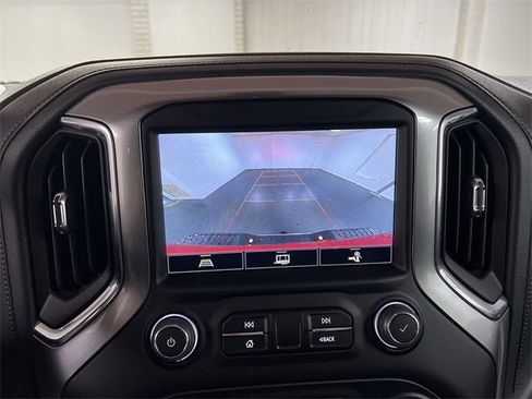 Used 2022 Chevrolet Silverado 2500 LT w/ Convenience Package image 14