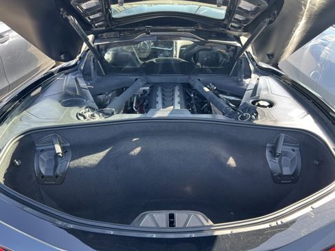 Used 2022 Chevrolet Corvette Stingray Coupe w/ Z51 Performance Package RWD image 26