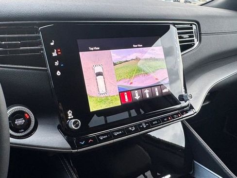 Used 2025 Jeep Wagoneer Series II image 9