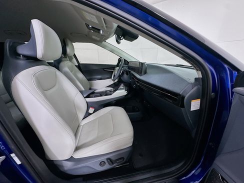 Used 2023 Kia EV6 Wind w/ Wind Technology Package image 31