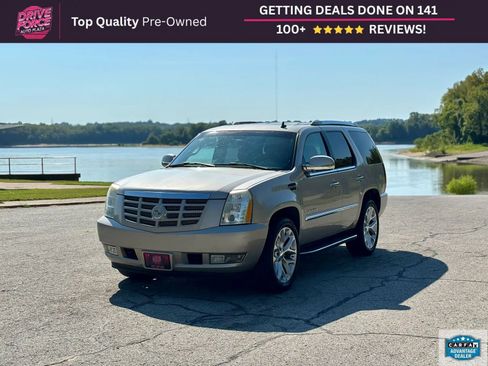 Used 2007 Cadillac Escalade AWD w/ Information Package image 1