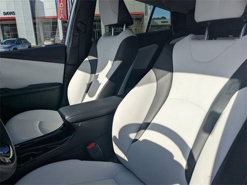 Used 2019 Toyota Prius Limited image 14