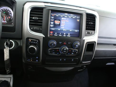 Used 2019 RAM 1500 Classic Warlock w/ Electronics Group AWD/4WD image 18
