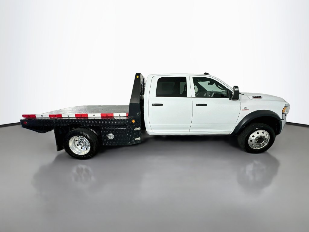 Used 2024 RAM 5500 Tradesman w/ Chrome Appearance Group AWD/4WD image 8
