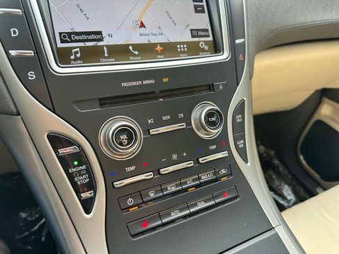 Used 2016 Lincoln MKX Select w/ Select Plus Package image 26