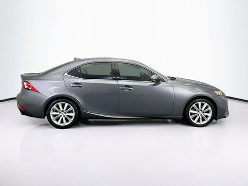 Used 2016 Lexus IS 200t image 4