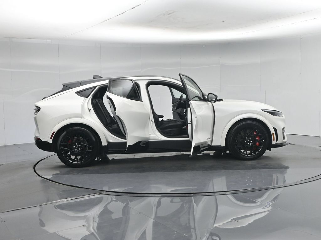 Used 2023 Ford Mustang Mach-E GT w/ GT Performance Edition AWD/4WD image 5