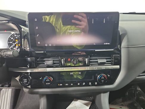 New 2026 Nissan Pathfinder SV image 19