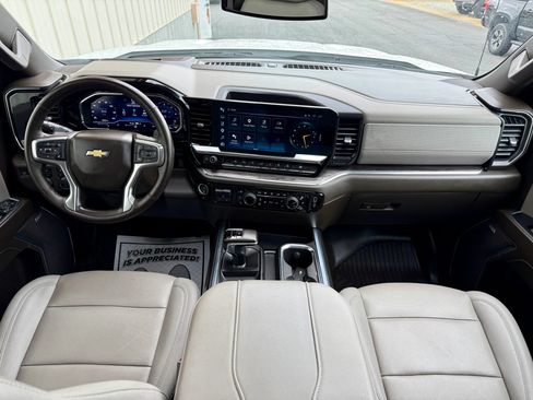 Used 2024 Chevrolet Silverado 1500 LTZ w/ LTZ Premium Package AWD/4WD image 16