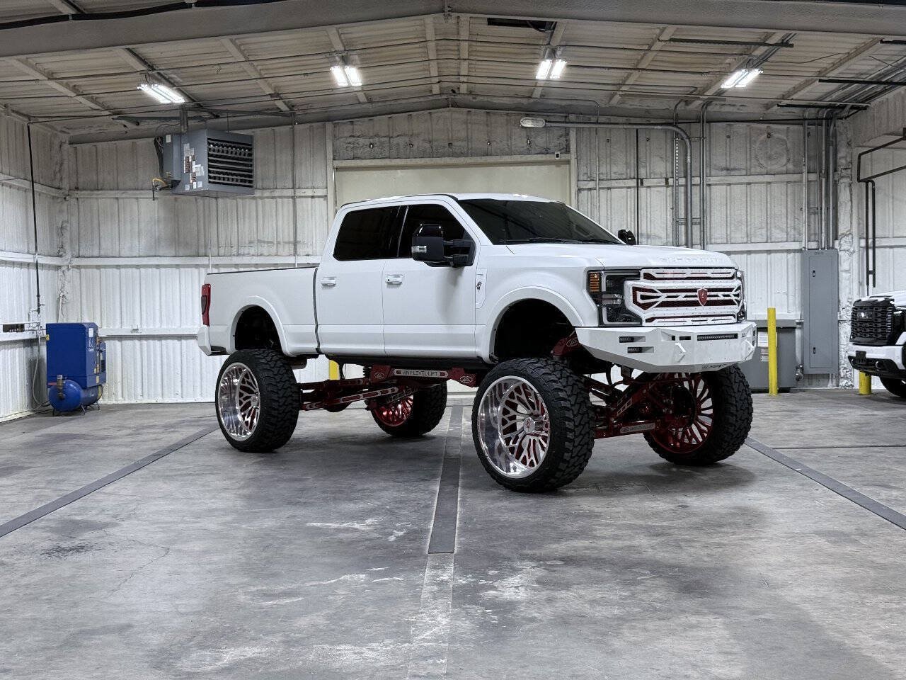 Used 2021 Ford F250 Lariat AWD/4WD image 1