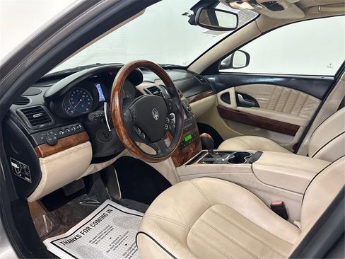 Used 2010 Maserati Quattroporte S image 24