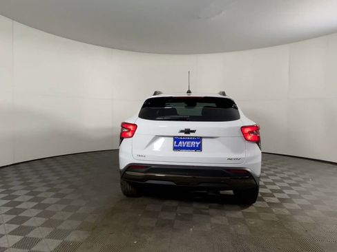New 2026 Chevrolet Trax ACTIV w/ Sunroof Package image 8