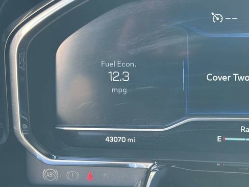 Used 2023 Chevrolet Silverado 1500 LT Trail Boss w/ Protection Package image 28