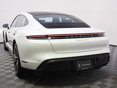 Used 2021 Porsche Taycan 4S w/ Premium Package image 4
