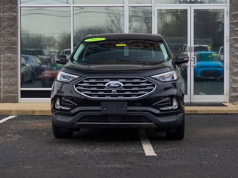 Used 2019 Ford Edge Titanium w/ Equipment Group 301A image 7
