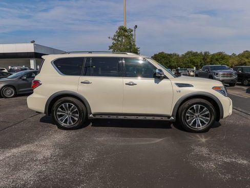 Used 2018 Nissan Armada SL w/ Moonroof Package RWD image 11