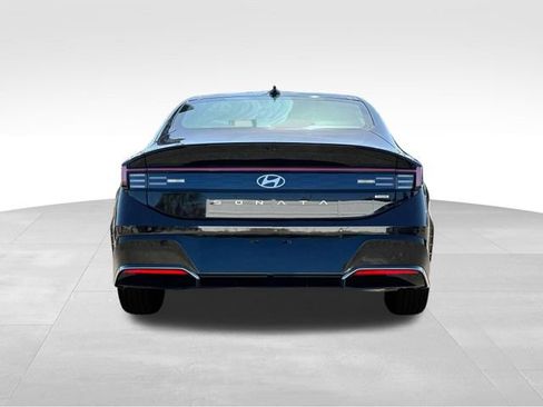 New 2025 Hyundai Sonata Limited image 6