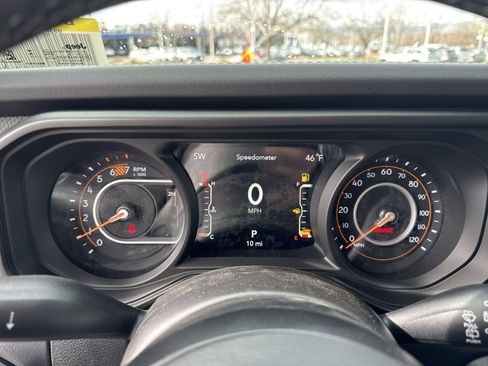 New 2025 Jeep Wrangler Unlimited Rubicon w/ Steel Bumper Group image 23