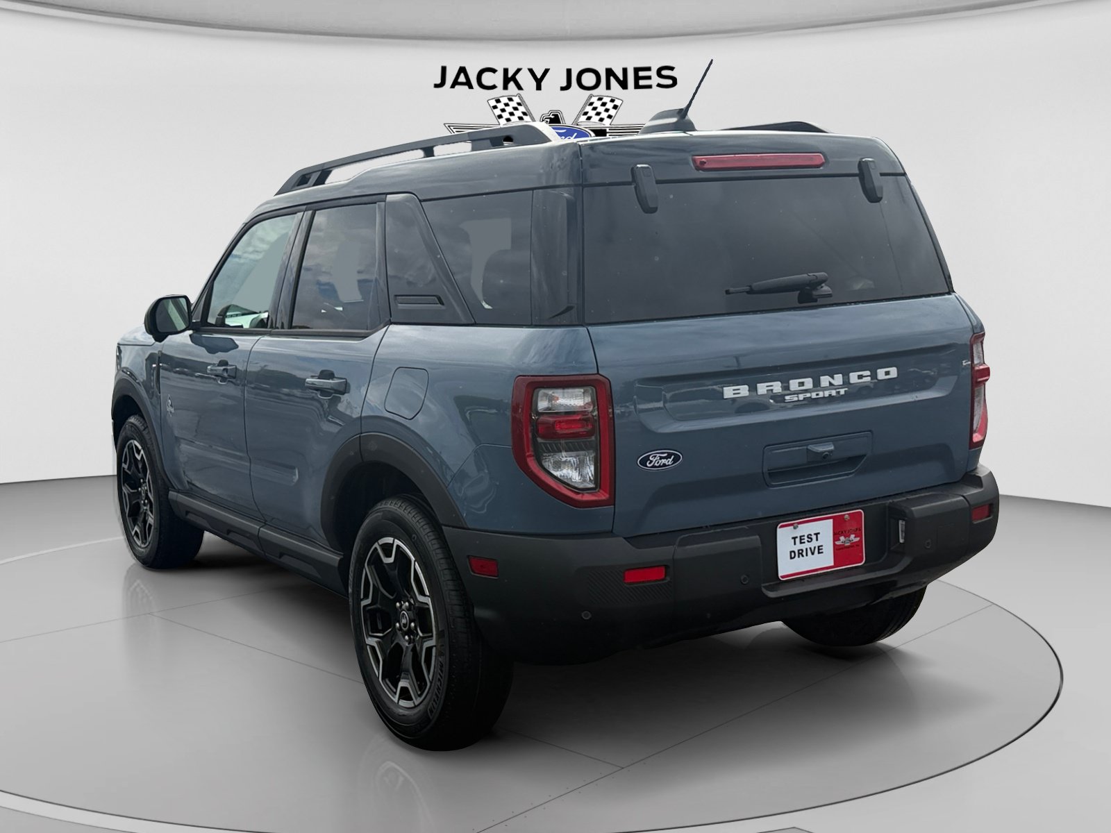 New 2026 Ford Bronco Sport Outer Banks w/ Outer Banks Tech Package+ AWD/4WD image 3