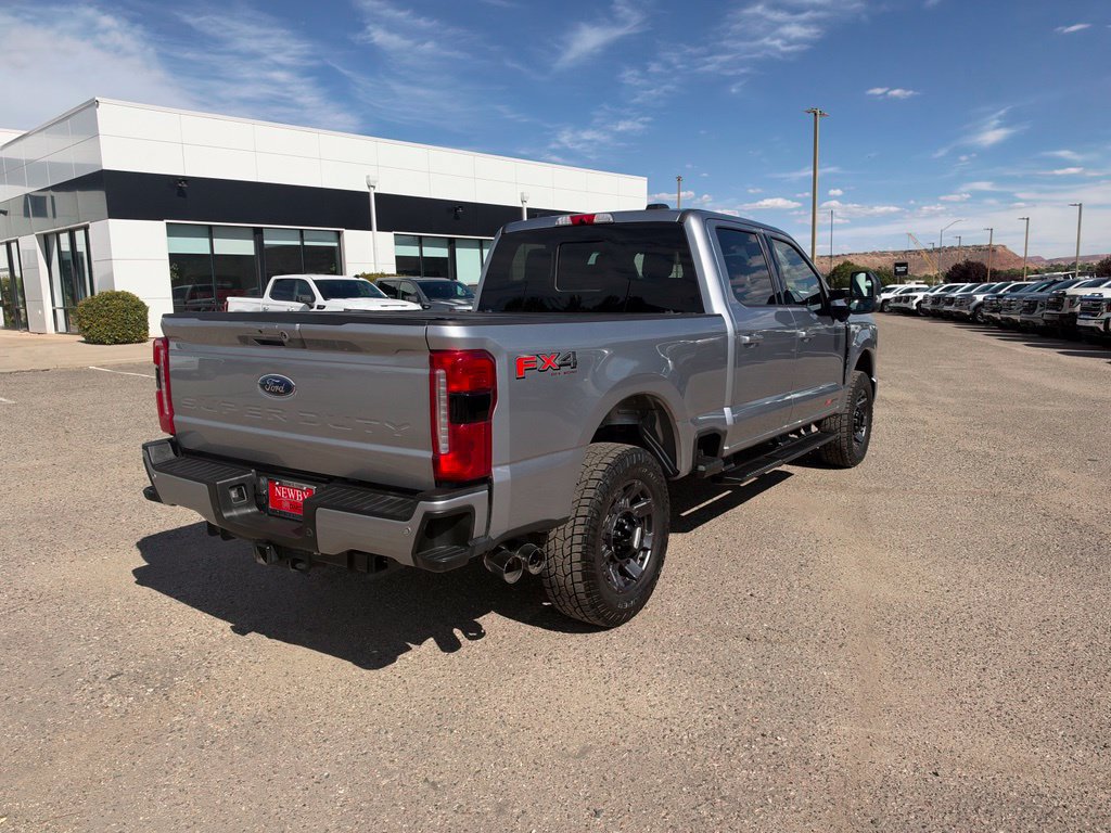 Used 2024 Ford F250 Lariat w/ Sport Appearance Package AWD/4WD image 5